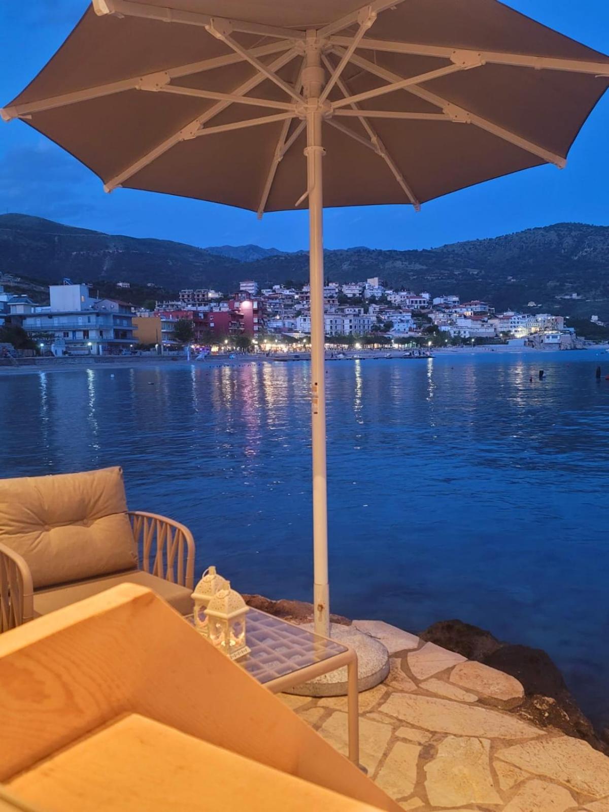 Artis Blue Relax Hotel Himare Bagian luar foto