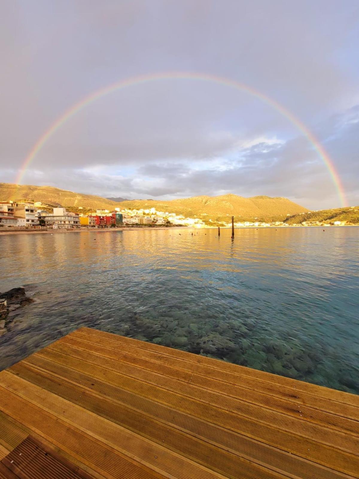 Artis Blue Relax Hotel Himare Bagian luar foto