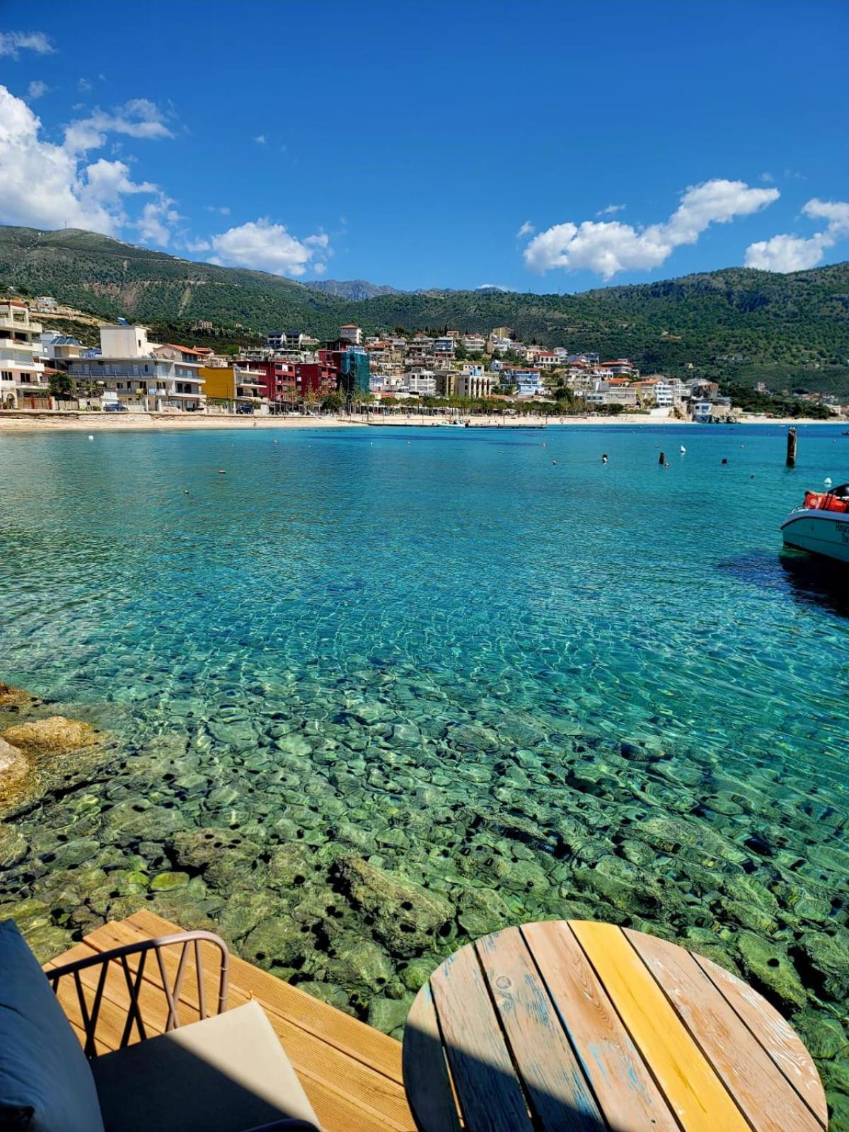 Artis Blue Relax Hotel Himare Bagian luar foto